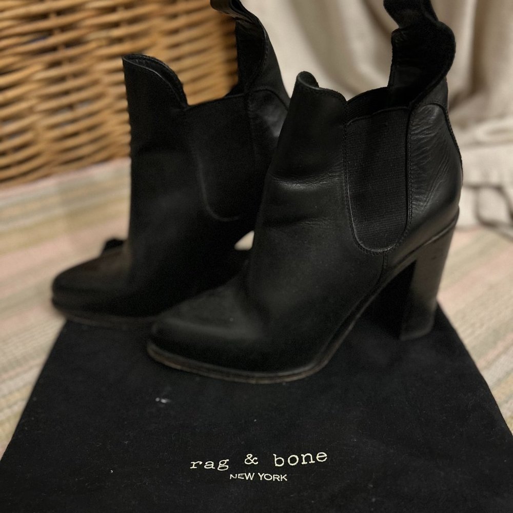 Rag & Bone Women's Black Leather Stanton Chelsea Ankle Leather Boots 39.5